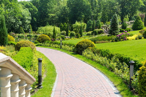 廊坊园林绿化精细化管理 锻造城市生态新景观